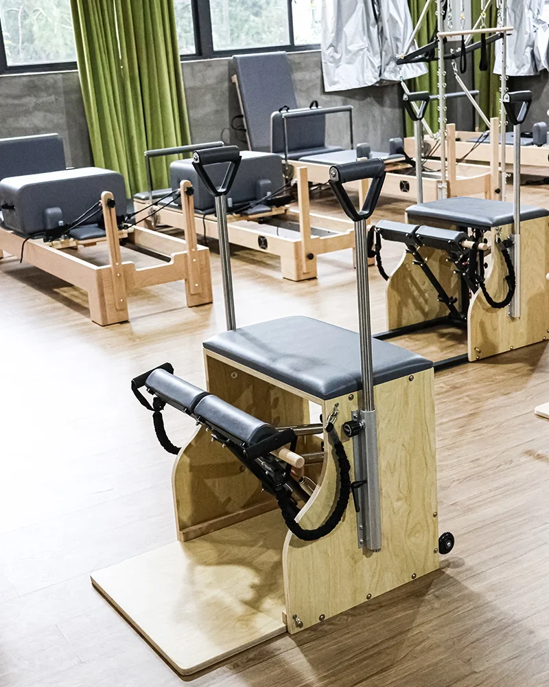 미국 요가 스튜디오용 스프링 스틸 베이스 운다 스태빌리 - Pilates Yoga Combo 리뷰 및 가격